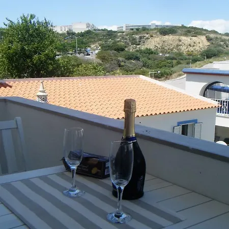 Sea View Old Town Center * אלבופיירה